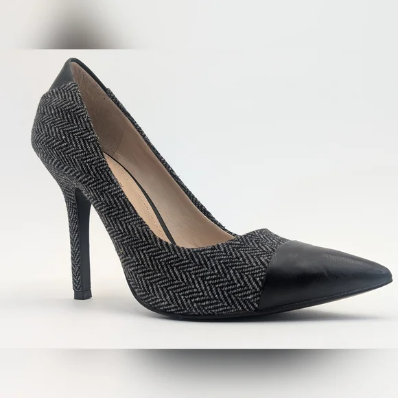 BCBGeneration Duboise Size 6.5 Stilleto Pointed Toe Fabric With Leather Accents - Picture 4 of 17